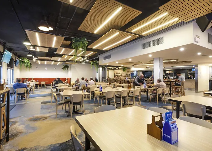 The Cavenagh Hotel Darwin
